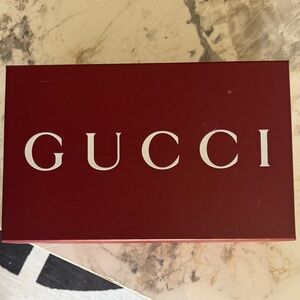 Gucci shoe brand new never worn